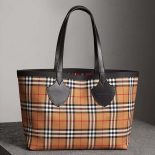 Burberry Unisex The Medium Giant Reversible Tote in Vintage Check
