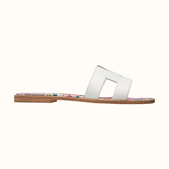 Hermes Women Oran Sandal in Cotton Canvas with "Faubourg Rainbow" Print -White