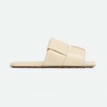 Bottega Veneta Women Patch Flat Mule Padded Intreccio Leather Flat Mules-Beige