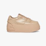 Fendi Women Fashion Show Pink Leather Low-Tops